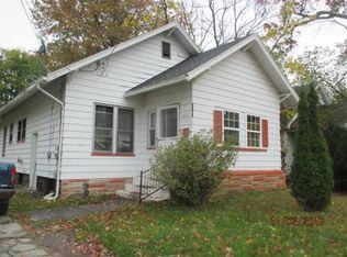 2821 Mary St, Youngstown, OH 44507