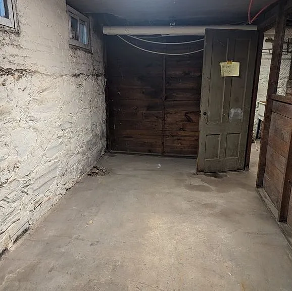 34 William St #2 — Photo 13