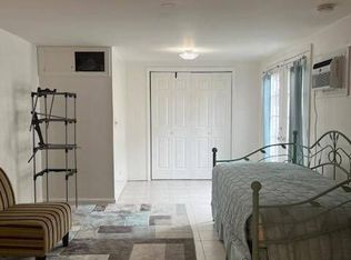 85 Unqua Rd, Massapequa, NY 11758