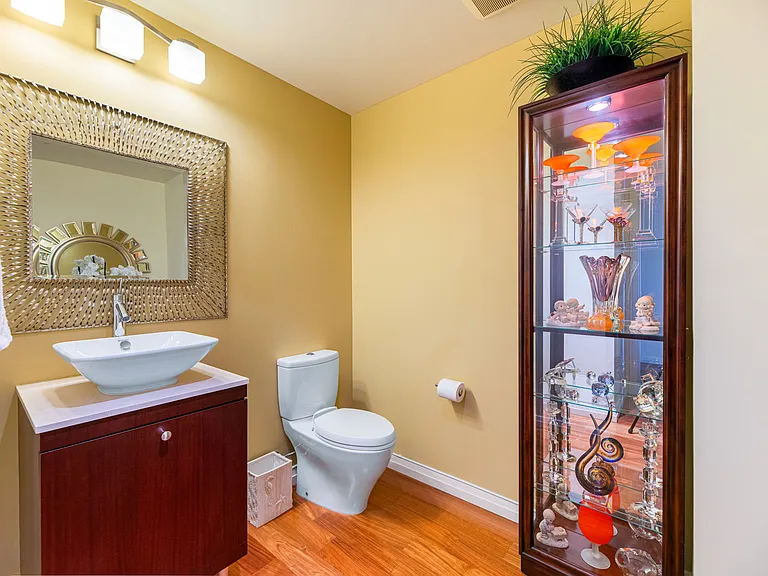500 106th Ave NE #1013 — Photo 15
