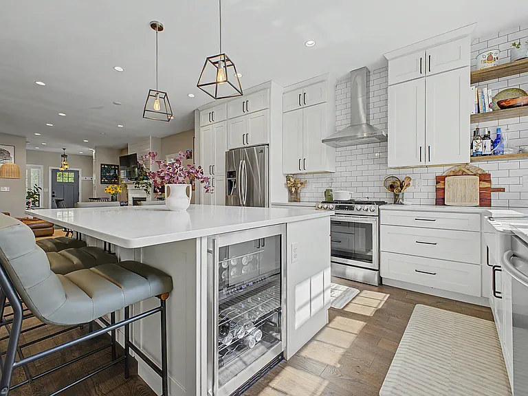 1371 Raleigh St — Photo 15