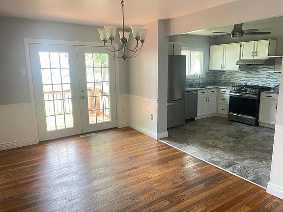 4th image of 12439 Glenbush Dr