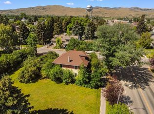 702 S Broadway St, Townsend, MT 59644