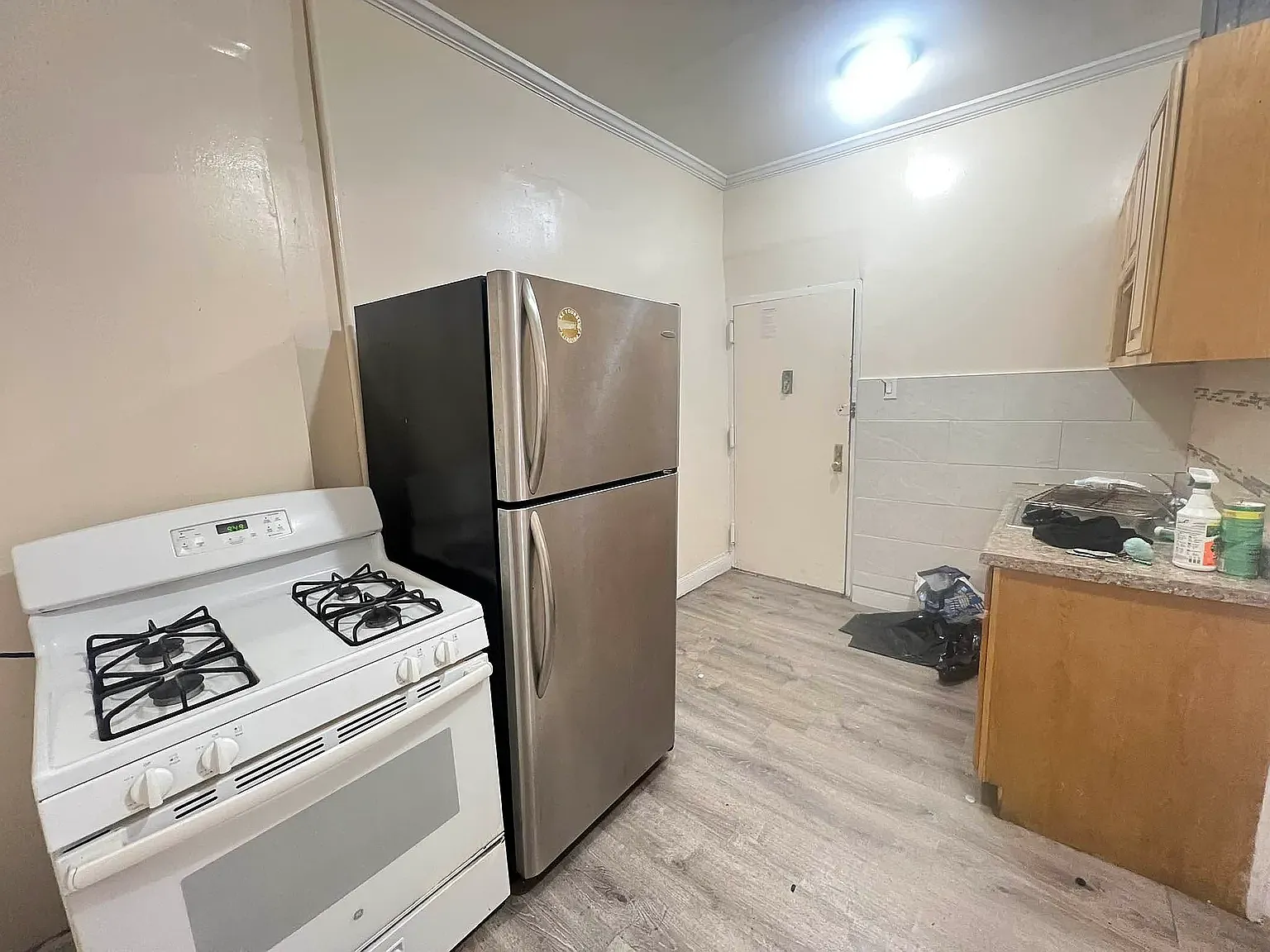 1482 Herkimer Street — Photo 2
