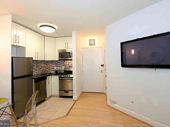 3rd image of 4242 E West Hwy APT 403