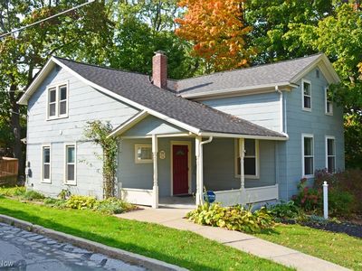 107 Center St, Chardon, OH, 44024