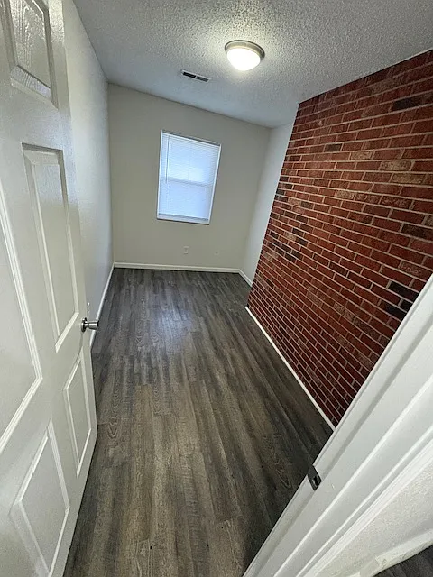 2 bed, 900 sqft, $850 — Photo 4