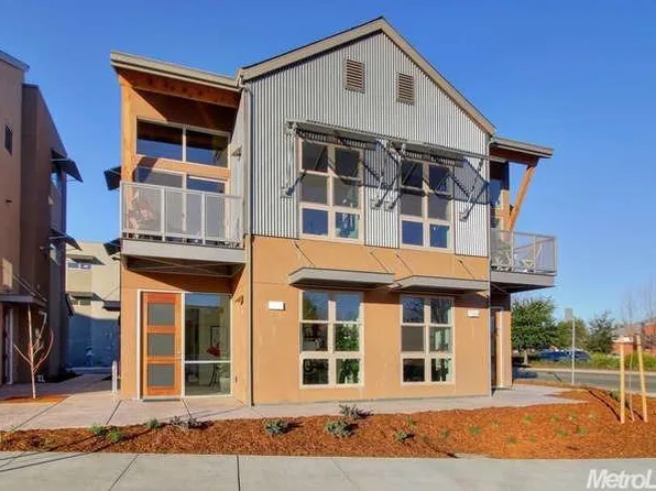 2760 5th St Unit A, Davis, CA 95618