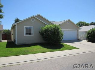 566 E Greenfield Cir, Grand Junction, CO 81504