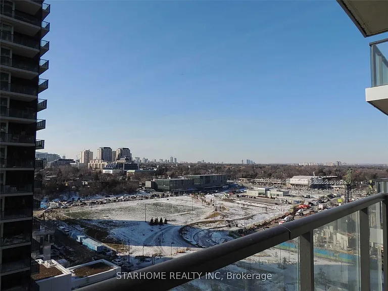 95 McMahon Dr #1606 — Photo 3
