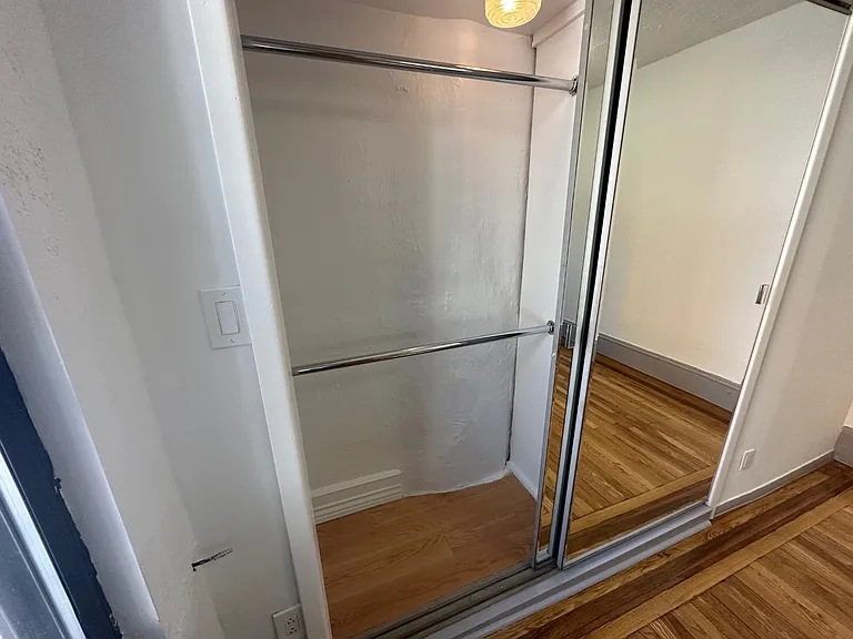 23 Barrow St #5-C — Photo 26