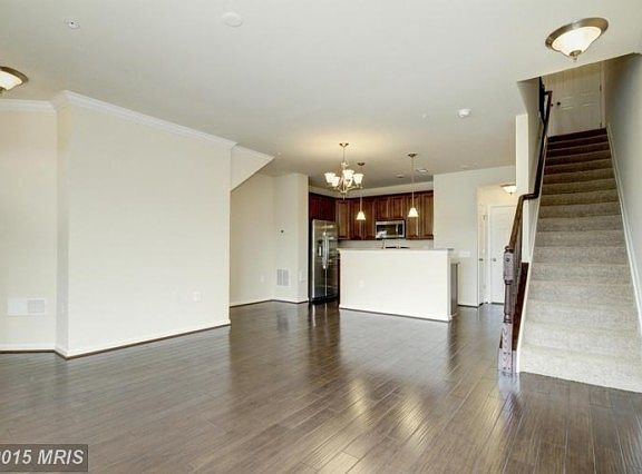 5th image of 530 Copley Pl