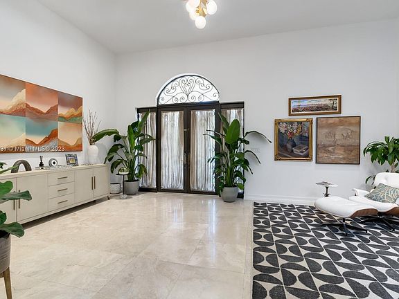 5th image of 7133 W Lago Dr