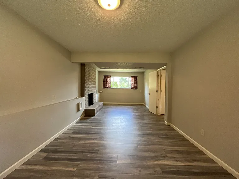 3919 SE Monroe St — Photo 38