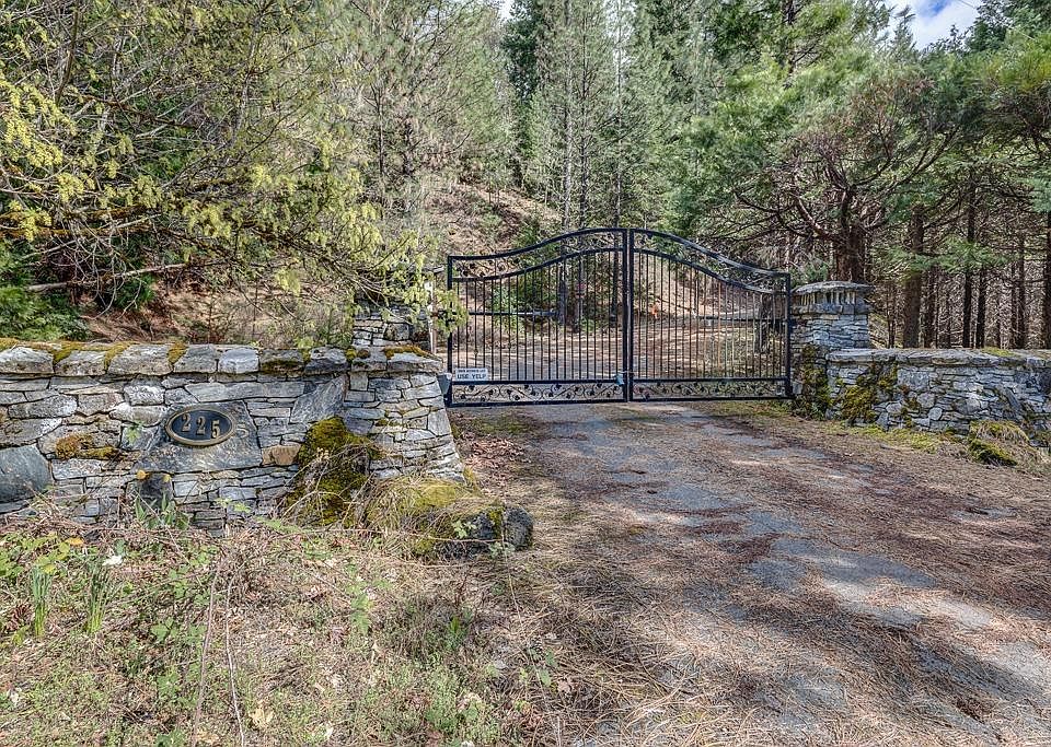 1st image of 225 Flounce Rock Rd