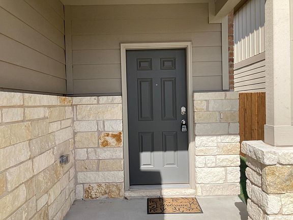 5th image of 413 Bella Luna Way