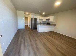 6201 N 23rd Ave APT 8, Phoenix, AZ 85015