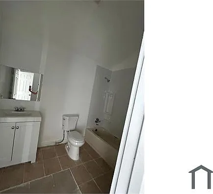1142 Lyle St #6 — Photo 6