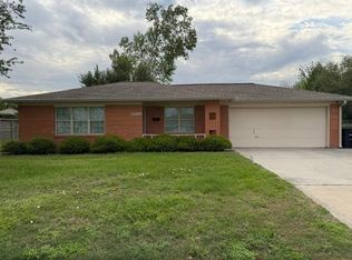 1805 Wycliffe Dr, Houston, TX 77043