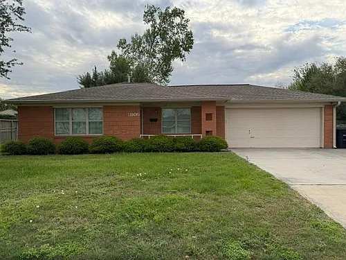 1805 Wycliffe Dr Photo 1