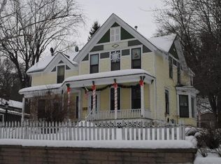 616-618 Locust St, Hudson, WI 54016