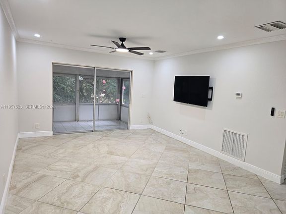 4th image of 5151 W Oakland Park Blvd #303