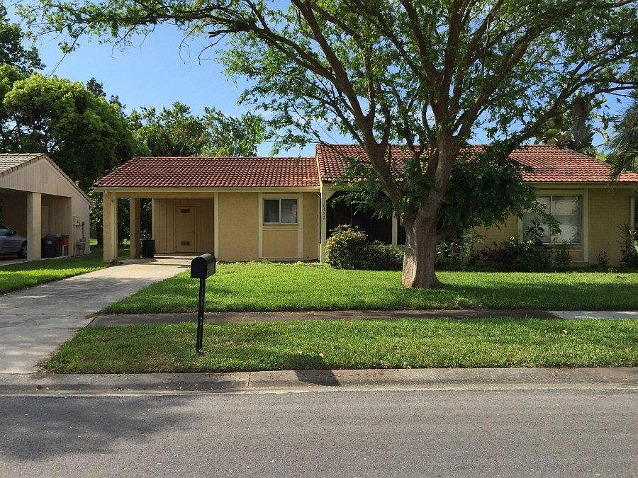 1st image of 10452 Manassas Cir
