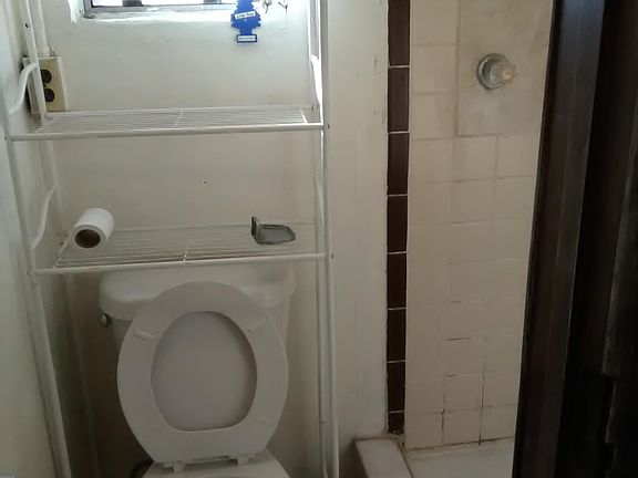 4th image of 1015 NW 116th St #2