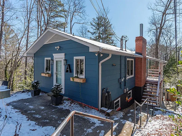 181 Kilgore Rd #A — Photo 1