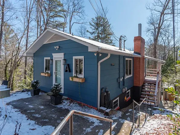 181 Kilgore Rd #A, Waynesville, NC 28785