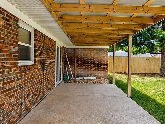 3rd image of 3519 N Dove Loop