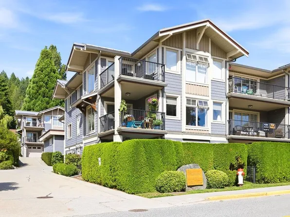 414 Gower Point Rd #201, Gibsons, BC V0N 1V0