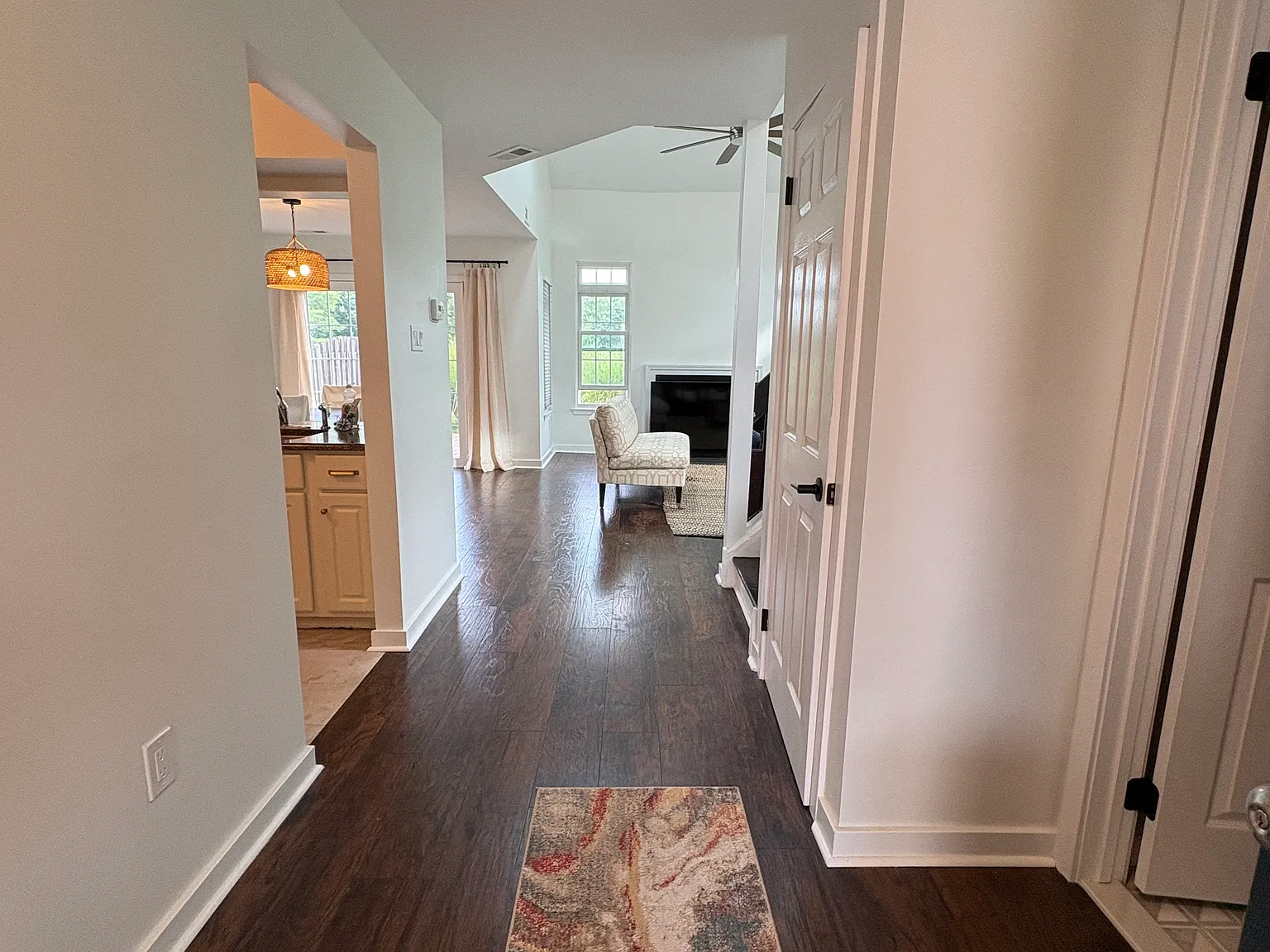 2 bed, 2.5 bath, 1714 sqft, $3,225 — Photo 3