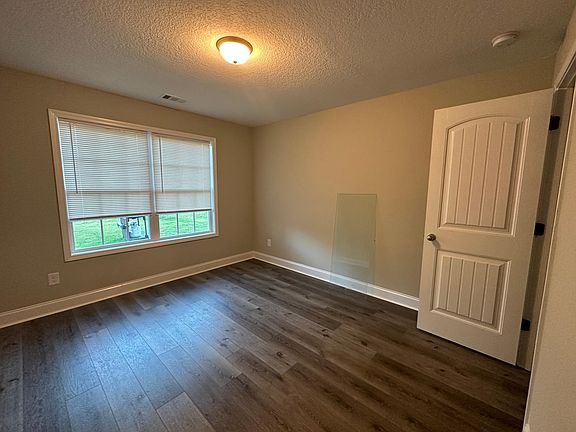 5th image of 3068 Mount Hebron Rd