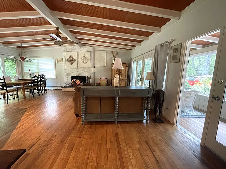 9 Albertines Ln — Photo 9