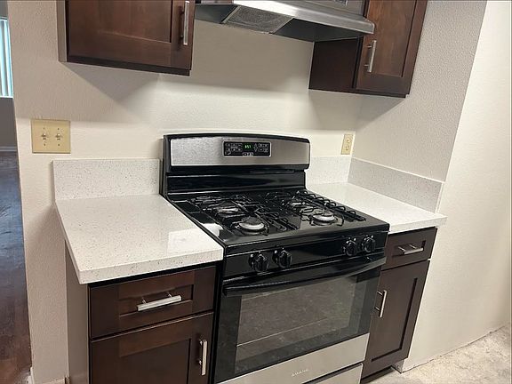 5th image of 12709 Lakewood Blvd APT 107