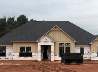 2293 Summit Cir, Blanchard, OK 73010