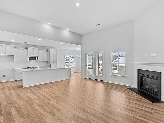 7th image of this home