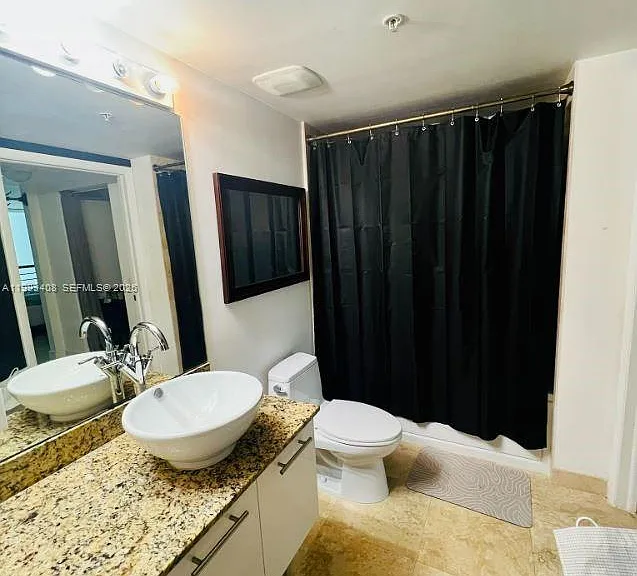41 SE 5th St #903 — Photo 13