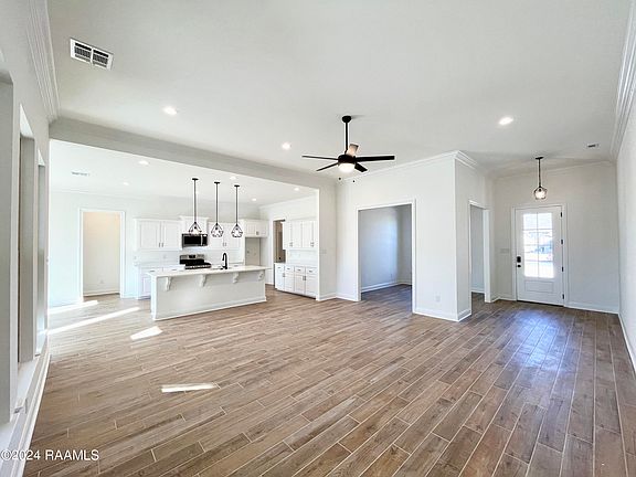 2nd image of 106 Preston Rose Ln