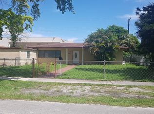 907 NE 164th St, North Miami Beach, FL 33162