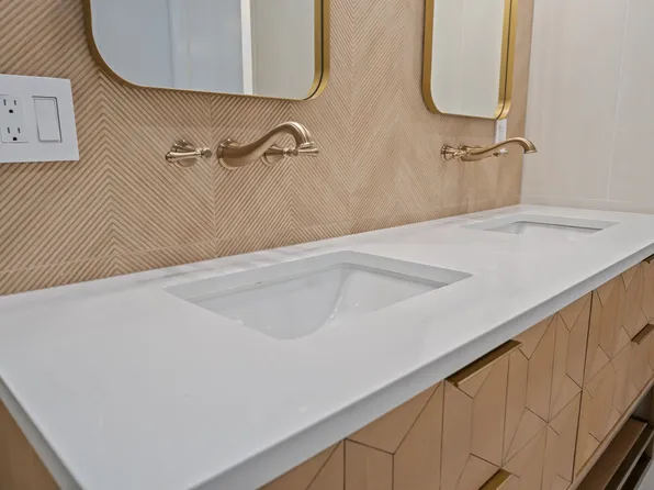 2729 Bedford Avenue image 14 of 33