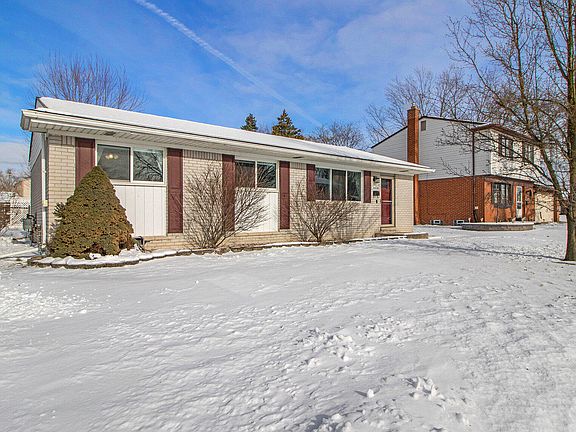 2nd image of 36538 Avondale St