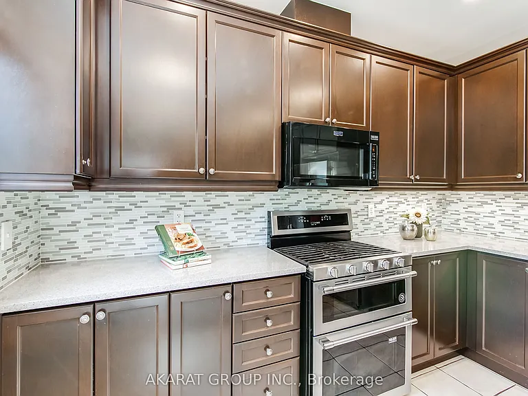 3320 Cline St — Photo 18