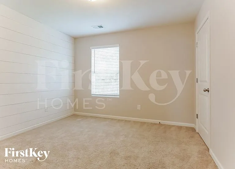 220 Polo Field Way — Photo 9
