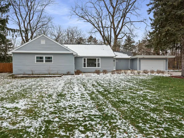 21031 Delaware St, Southfield, MI 48033