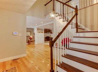 34 Kenilworth Dr, Hampton, VA 23666