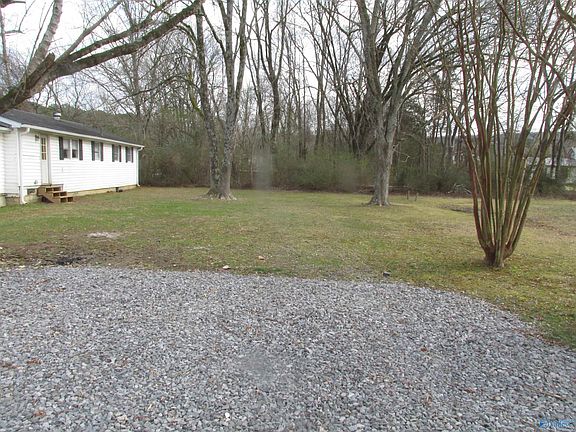 4th image of 1452 Cave Spring Rd