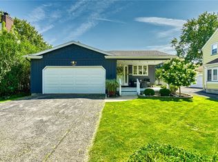 105 Yorkshire Rd, Rochester, NY 14609