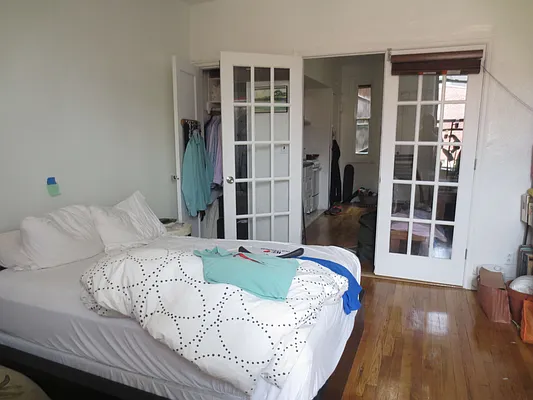 Rented by Waverly Realty Associates | media 29